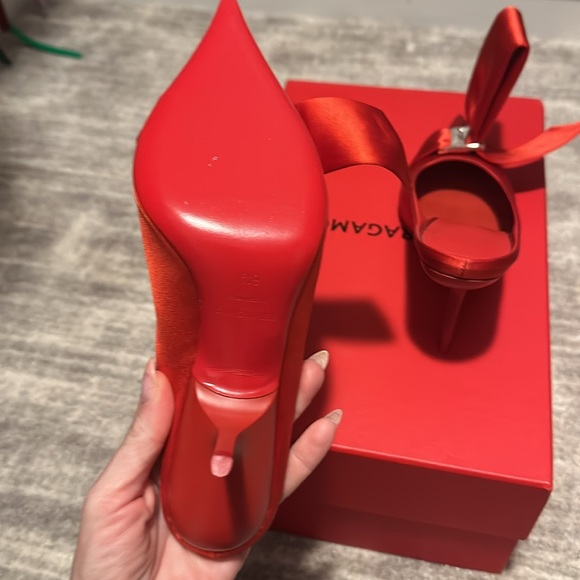 BRAND NEW never worn Ferragamo satin mules, size 6 1/2! - Picture 6 of 11